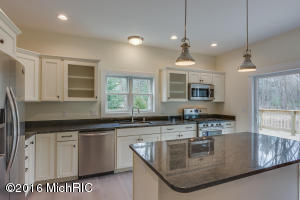 13794 Tamara Ln, Harbert, MI 49115 photo 6