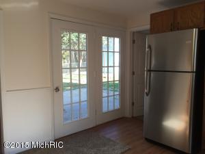 344 N Mulberry St, Marshall, MI 49068 photo 8