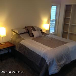 344 N Mulberry St, Marshall, MI 49068 photo 32