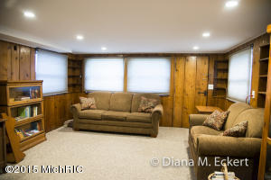 314 Pine St, Belding, MI 48809 photo 40