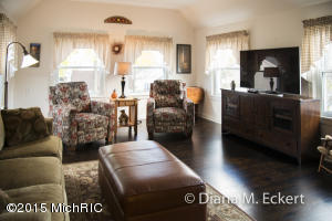 314 Pine St, Belding, MI 48809 photo 17