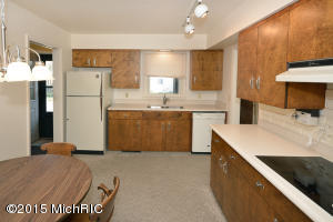 237 Devon, Parchment, MI 49004 photo 6