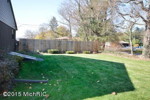 237 Devon, Parchment, MI 49004 photo 22