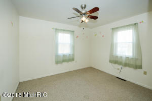 242 12th St, Plainwell, MI 49080 photo 11