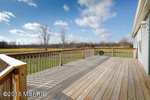 698 M-89, Plainwell, MI 49080 photo 4