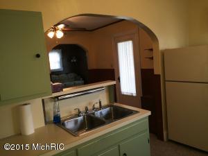 7 E Jefferson St, Hart, MI 49420 photo 3
