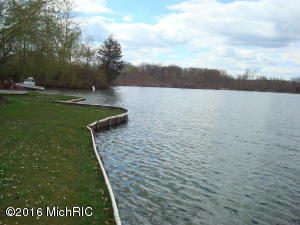 2324 Cedar Dr, Reading, MI 49274 photo 4