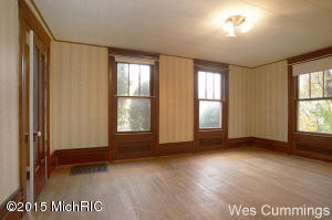 324 W State St, Belding, MI 48809 photo 7