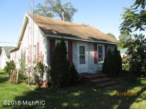 424 Forest St, Three Rivers, MI 49093 photo 1