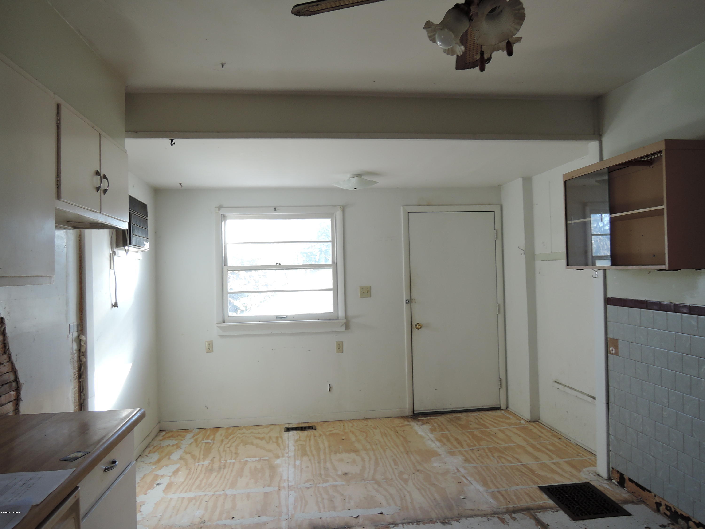 322 S Constantine St, Three Rivers, MI 49093 photo 11