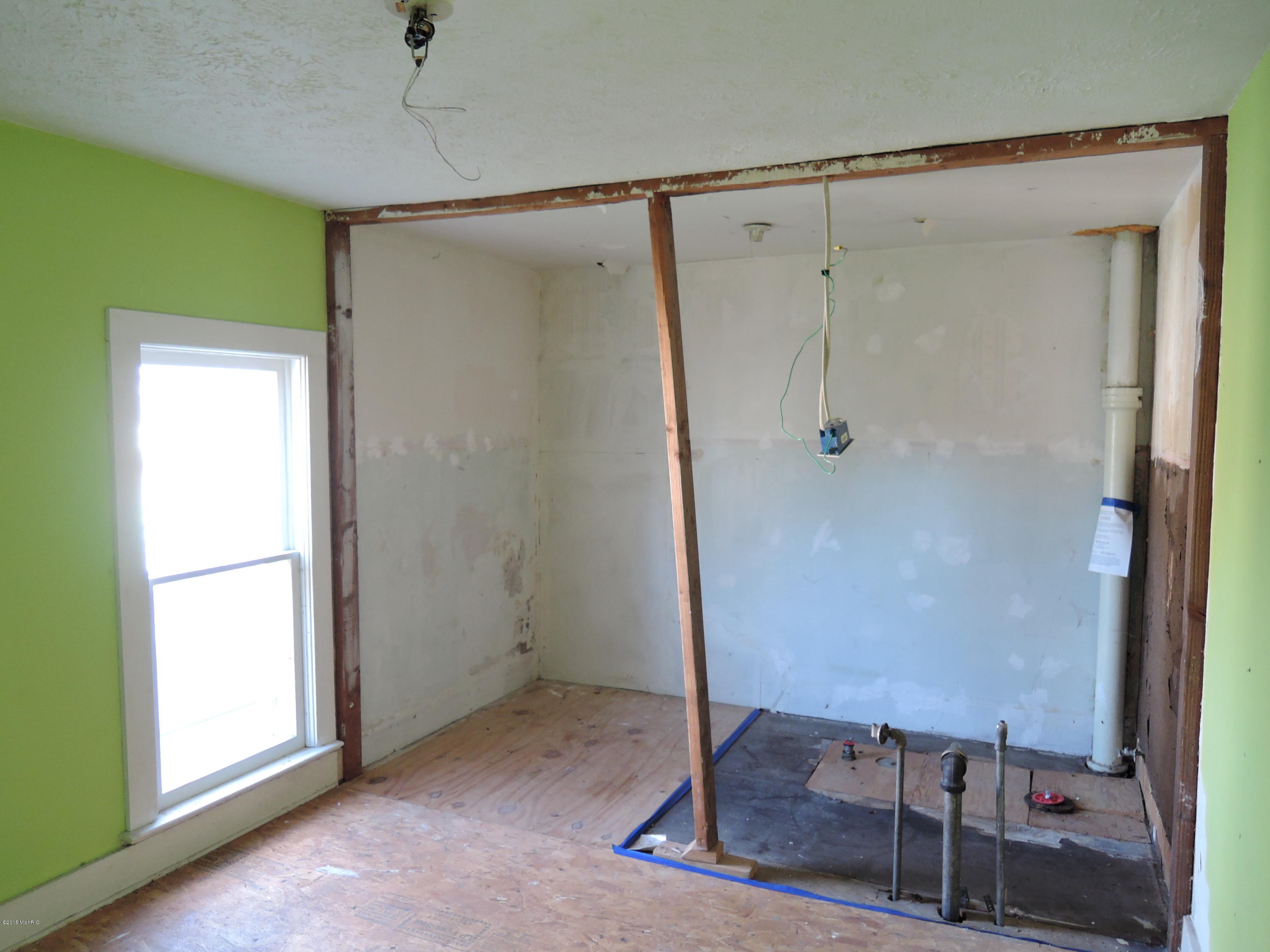 322 S Constantine St, Three Rivers, MI 49093 photo 16