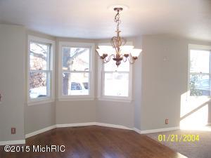 107 E Locust St, Three Oaks, MI 49128 photo 11