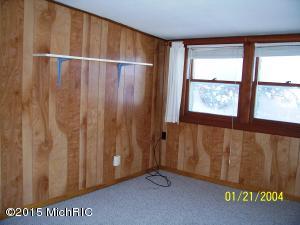 107 E Locust St, Three Oaks, MI 49128 photo 27