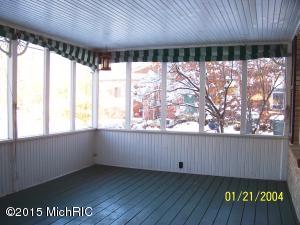 107 E Locust St, Three Oaks, MI 49128 photo 7