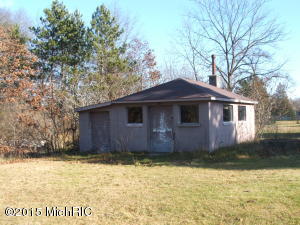 1343 E Wilcox Ave, White Cloud, MI 49349 photo 7