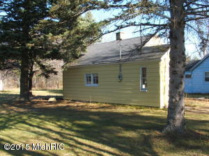 1343 E Wilcox Ave, White Cloud, MI 49349 photo 10