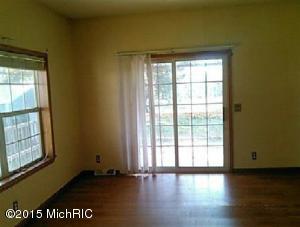 1408 E Deaner Rd, Edmore, MI 48829 photo 4