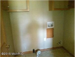 1408 E Deaner Rd, Edmore, MI 48829 photo 6