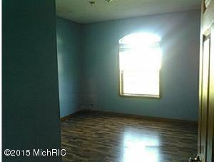 1408 E Deaner Rd, Edmore, MI 48829 photo 8
