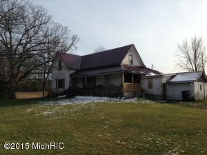 8308 E 1 Mile, White Cloud, MI 49349 photo 1