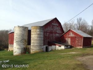 8308 E 1 Mile, White Cloud, MI 49349 photo 8