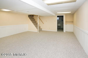 136 4th St, Plainwell, MI 49080 photo 17