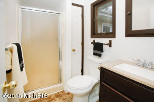 136 4th St, Plainwell, MI 49080 photo 15