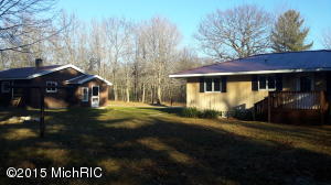 3552 Maple Rd, Manistee, MI 49660 photo 7