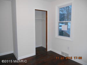 411 Spring St, Big Rapids, MI 49307 photo 8