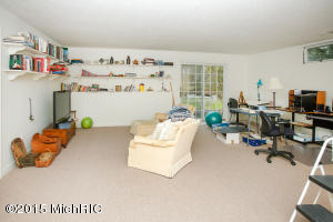 711 Sycamore Bnd, Plainwell, MI 49080 photo 18