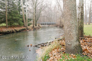 711 Sycamore Bnd, Plainwell, MI 49080 photo 4
