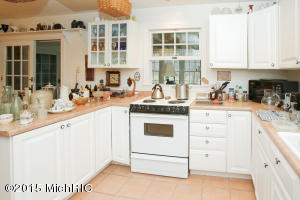 711 Sycamore Bnd, Plainwell, MI 49080 photo 7