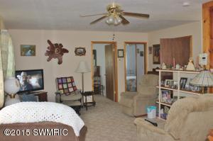 18886 Riverview Dr, Three Rivers, MI 49093 photo 2
