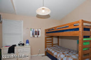 413 W Grant, Plainwell, MI 49080 photo 9