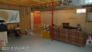 810 Morgan Dr, Belding, MI 48809 photo 22