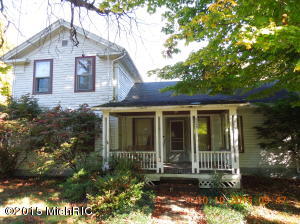 8845 D Ave E, Richland, MI 49083 photo 1