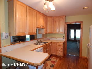 1212 E 88th St, Newaygo, MI 49337 photo 9