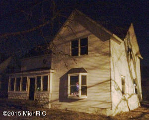 220 E Congress, Belding, MI 48809 photo 2