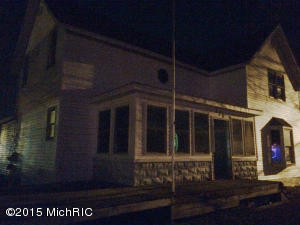 220 E Congress, Belding, MI 48809 photo 1