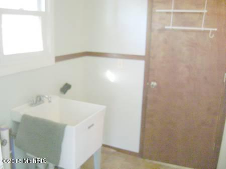 15156 Algonquin Rd, Three Oaks, MI 49128 photo 9