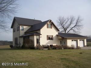 4587 Monroe Rd, Blanchard, MI 49310 photo 1