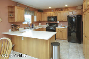 17153 Woodside Ln, Three Rivers, MI 49093 photo 6