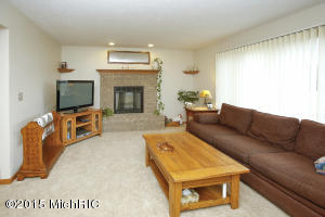 17153 Woodside Ln, Three Rivers, MI 49093 photo 3