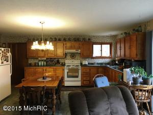 8574 E 40th Ave, Chase, MI 49623 photo 11
