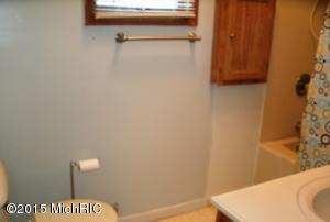 161 W Sidney Rd, Sidney, MI 48885 photo 16