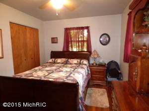 4140 E River Rd, Buchanan, MI 49107 photo 13