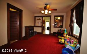 109 E Beech St, Three Oaks, MI 49128 photo 17