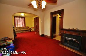 109 E Beech St, Three Oaks, MI 49128 photo 18
