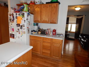 1118 Krum Ave, Three Rivers, MI 49093 photo 8