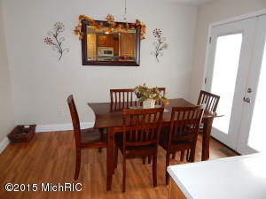 1118 Krum Ave, Three Rivers, MI 49093 photo 5